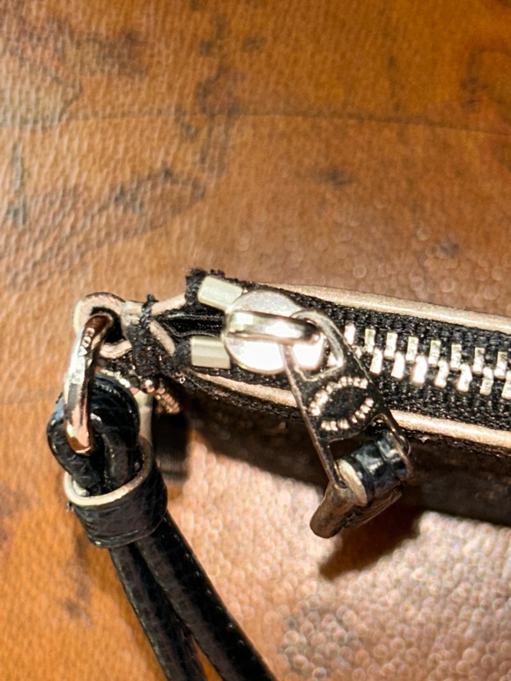 Coach Black Wristlet With Silver Star Glitter - NWOT - - Picture 14 of 15